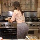 Some ass clips from a cooking stream 🍑