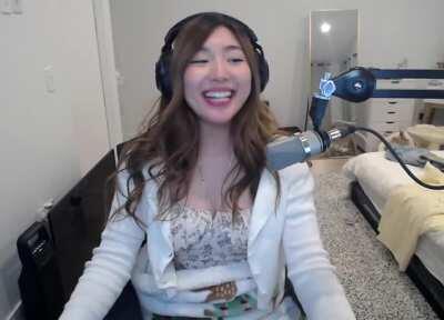 Janet looking adorable on stream