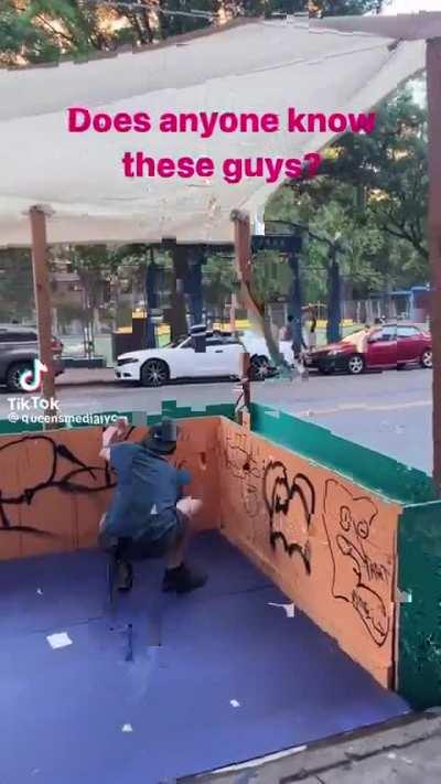 Man child is absolutely unapologetic when caught “tagging” restaurant by owner