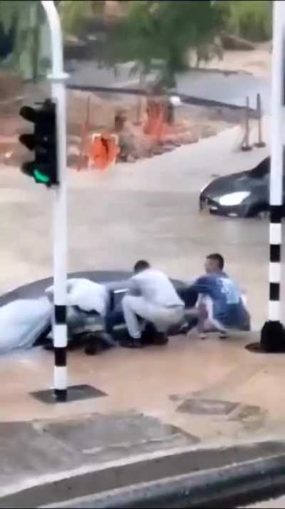 insane floods in Barranquilla, Colombia after heavy rain 