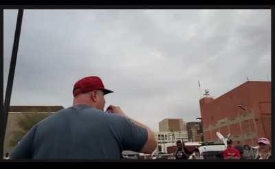 Trump supporter gives inspiring speech at election protest