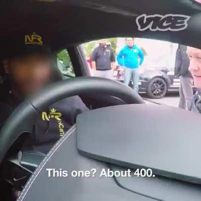 Cop pulls Lambo over and takes it for a spin