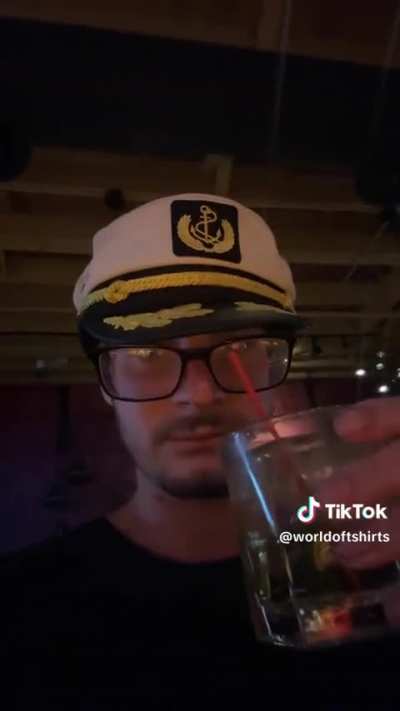 Captain never misses dock at the bar