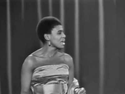 Miriam Makeba - Qongqothwane (The Click Song)