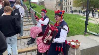 From war zone to holiday fun: 50 kids from Ukraine on vacation
