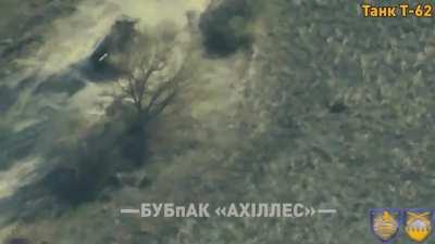 Ukrainian FPV drones destroy a russian BREM-1 recovering a T-62, which was also destroyed.