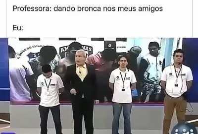 Saudades dos meus amigos. Foram expulsos