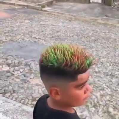 This kid's hair gets me