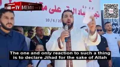 [Anshul Saxena] Palestinian Islamic scholar Nidhal Siam addressed a rally at Al-Aqsa mosque, called Hindus filthy & said: Only response to cow worshipping Hindus' affront to Prophet is to declare jihad to eradicate them. This radical preacher also urg