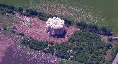 🔥 Hamas tank hunting : CombatFootage || [dd] redd.tube