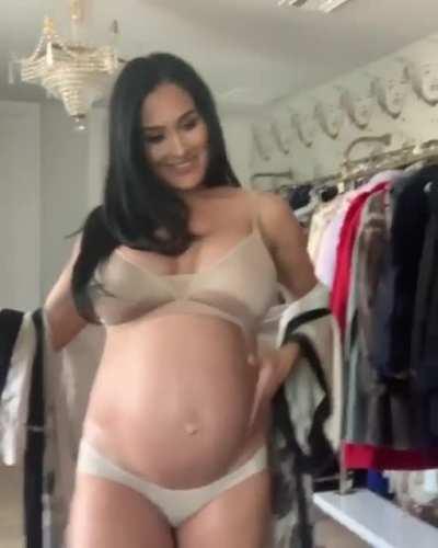 Nikki Bella