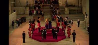 Royal Guard Faints at Queen Elizebeth Coffin