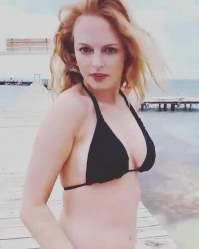 NEW Heather Graham on insta! 👙