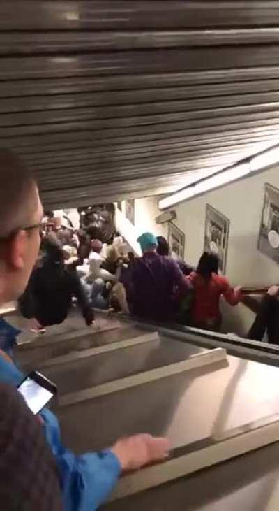 Escalator breaks causing it to speed up out of control