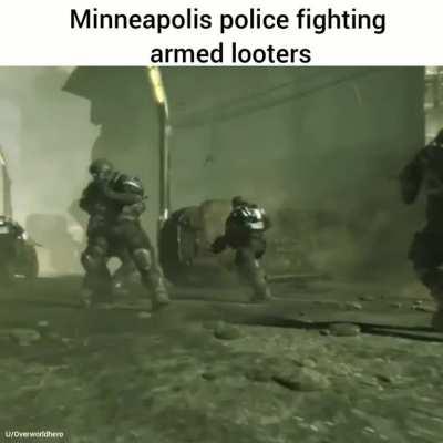 Minneapolis police getting yeeted by looters