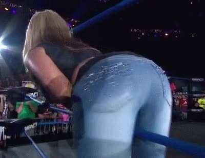 Velvet Sky ring entrance in denim jeans ...