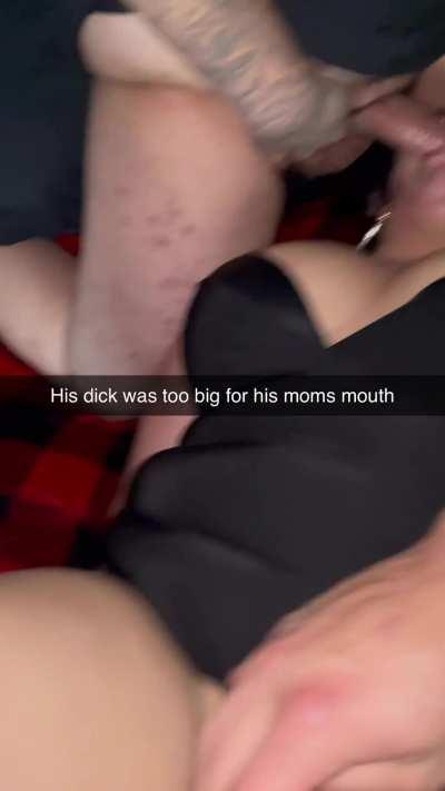 Walked in on his friend fucking mom didn’t hesitate to ask him to join in