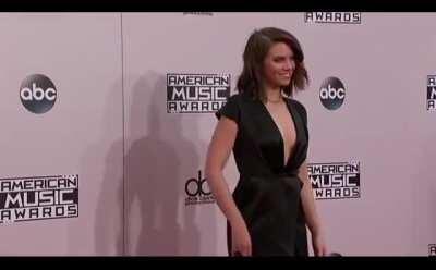 Lauren Cohan