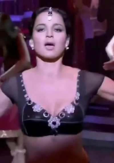 Kangana Ranaut Jiggle 😍😍😍