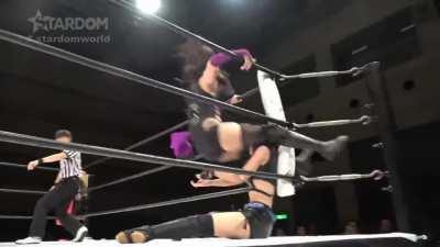 Sumire Natsu with her crotch attack on AZM