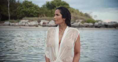 Padma Lakshmi, 54