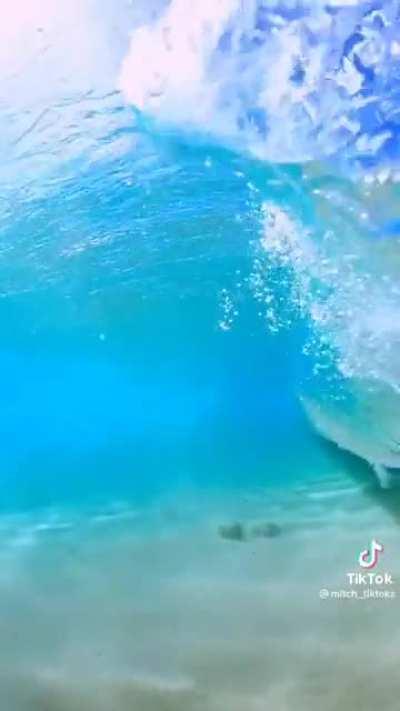 Crystal clear ocean waves