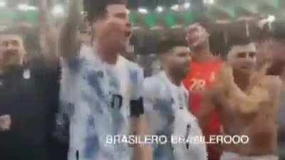 Messi and Kun Aguero stops De Paul from making fun of Brazilian NT after their win.