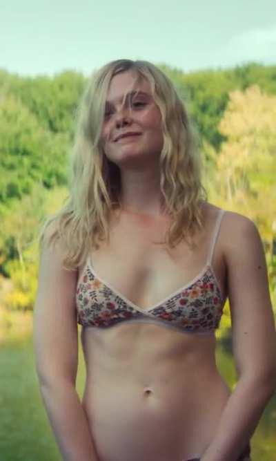 Elle Fanning