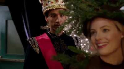 Happy 10th year anniversary to 'Regional Holiday Music' (S3, E10) and this iconic scene!