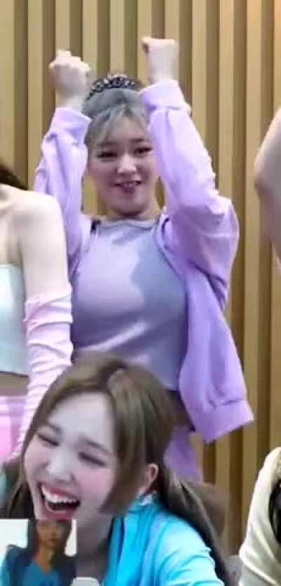 Busty Jeongyeon 