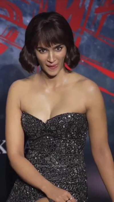 Kriti Sanon Cute Expression's 