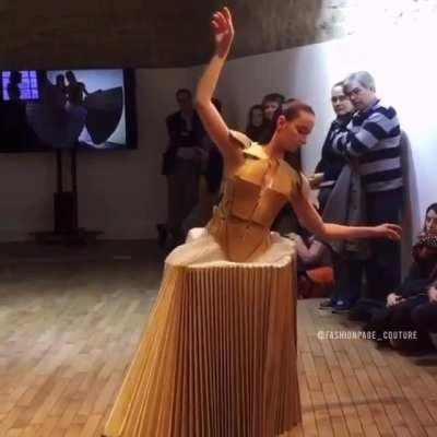 The way this wooden dress moves