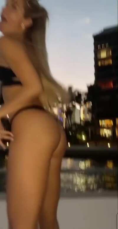 twerk