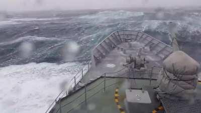 Gunship takes massive wave near Antarctica