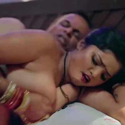 Bharti Jha Hottest scenes💦💦💦