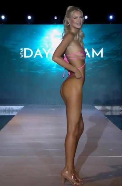 Veronika Rajek - Wear Daydream, Miami 2022