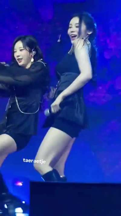 Haseul &amp;amp; Jinsoul