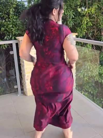 Tight dress ass claps