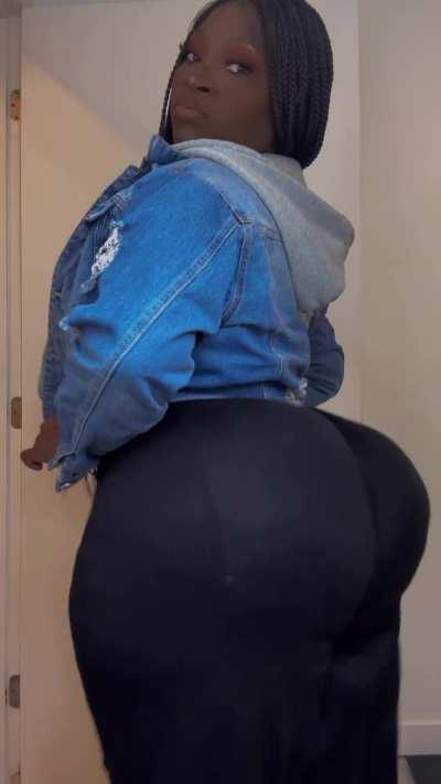 Type of ass they will have you lookin forward to going home at night