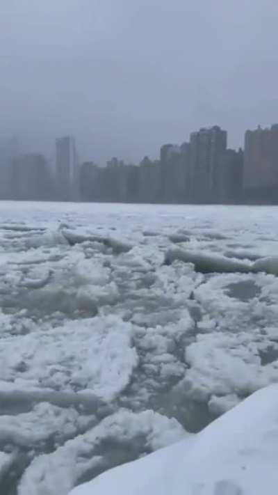 Ice on Lake Michigan