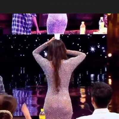 Malaika Arora on National TV !!! Queen of milfs..