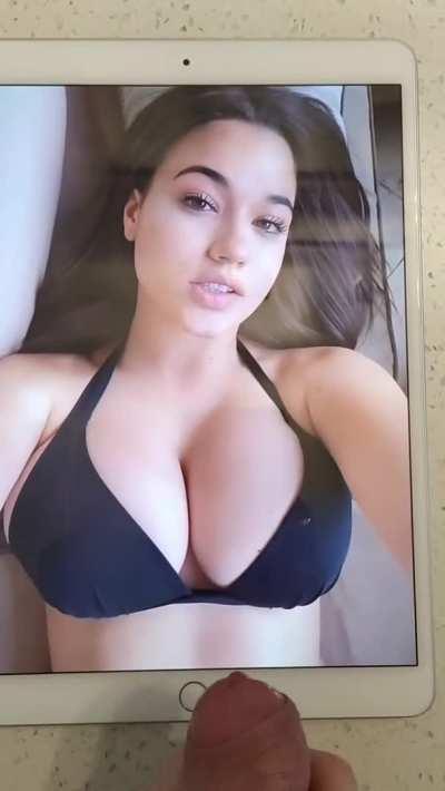 Dropped a big load on Sofia Gomez's big tits (cum tribute)