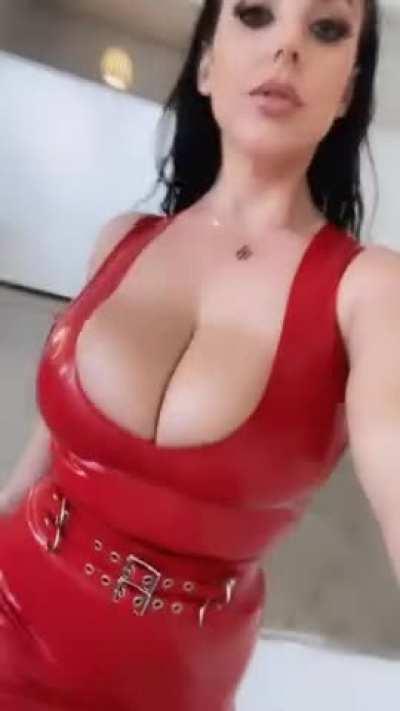 Lady in Red