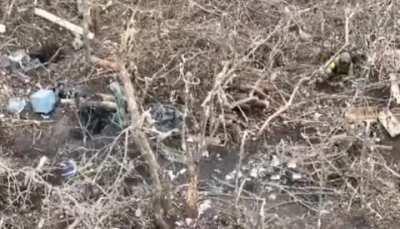 Intense footage of one Ukrainian hero clearing the trenches from Russians.