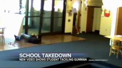 Student tackles school shooter as he reloads shotgun