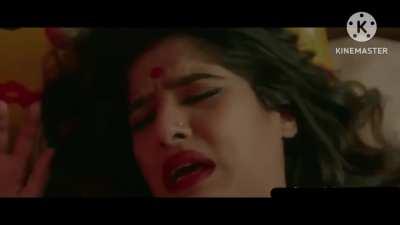 Neha Khan hot scene in Shikaari movie