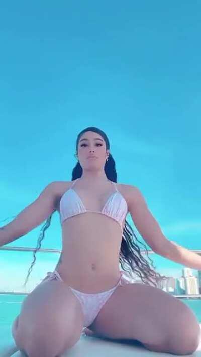 Lala in Miami