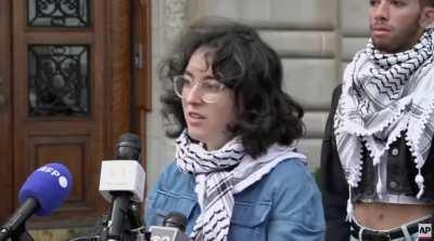 Columbia student gets grilled by reporter after the student demands that the university send food and water to student protesters occupying Hamilton Hall