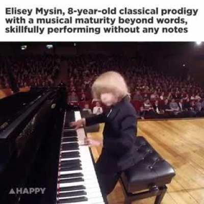 The Youngest Professional Pianist in Russ