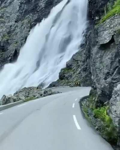 Driving through Norway